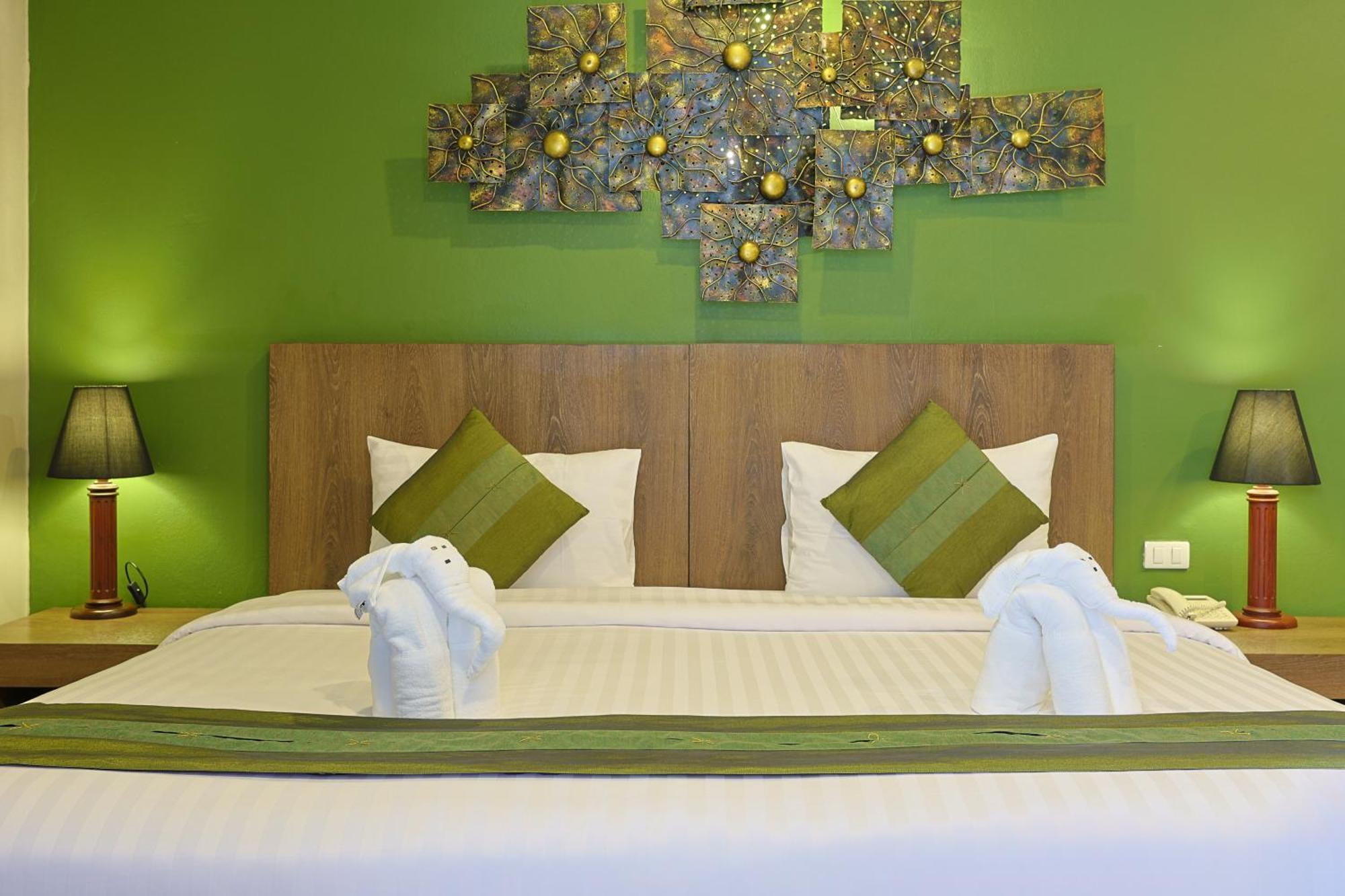 The Gig Hotel Patong Екстер'єр фото